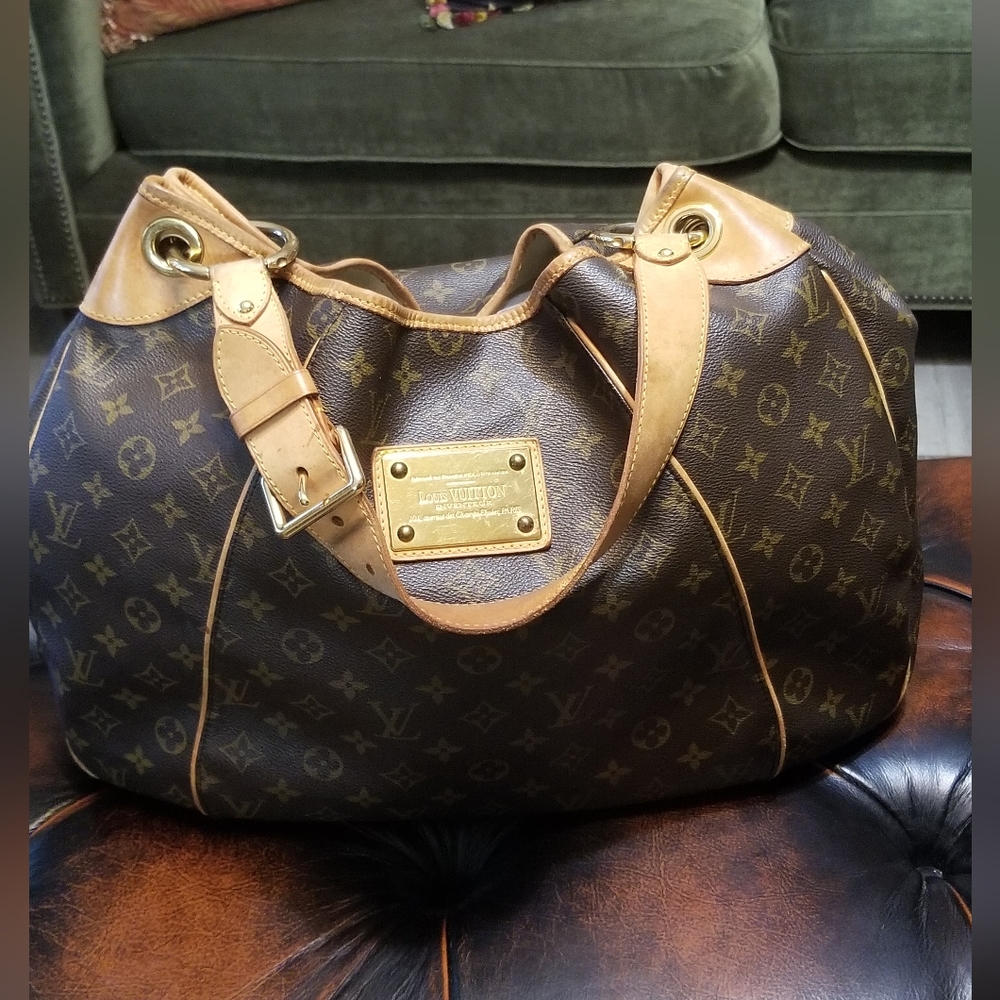 LOUIS VUITTON MONOGRAM GALLERIA